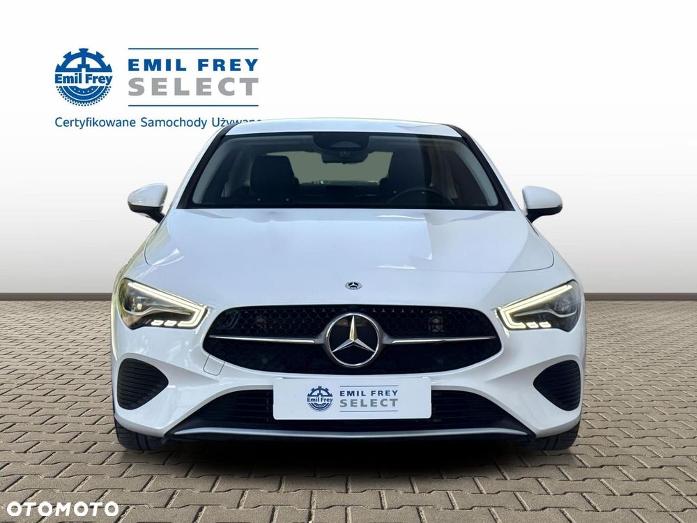 Mercedes-Benz CLA - 9