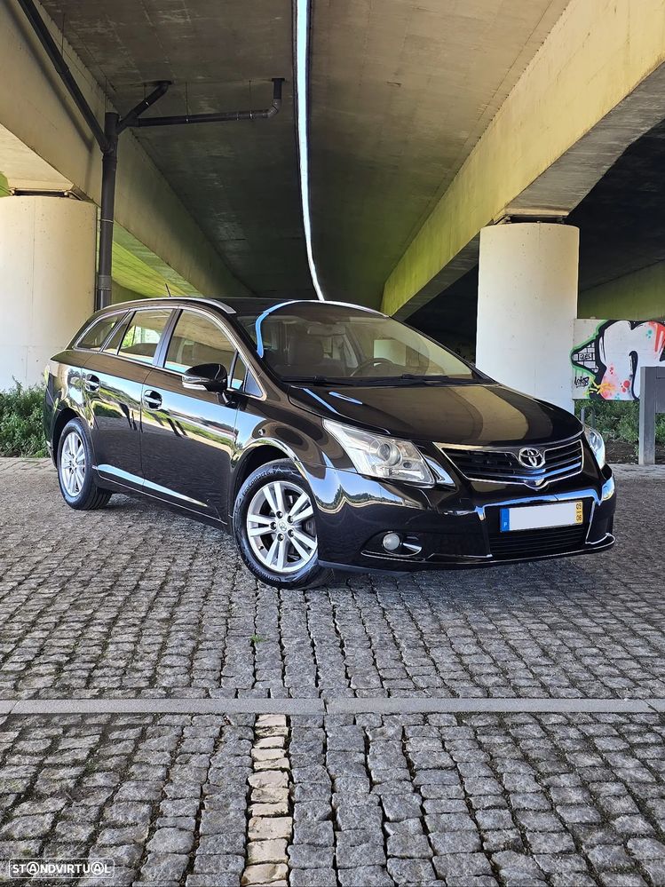 Toyota Avensis SW 2.0 D-4D - 3