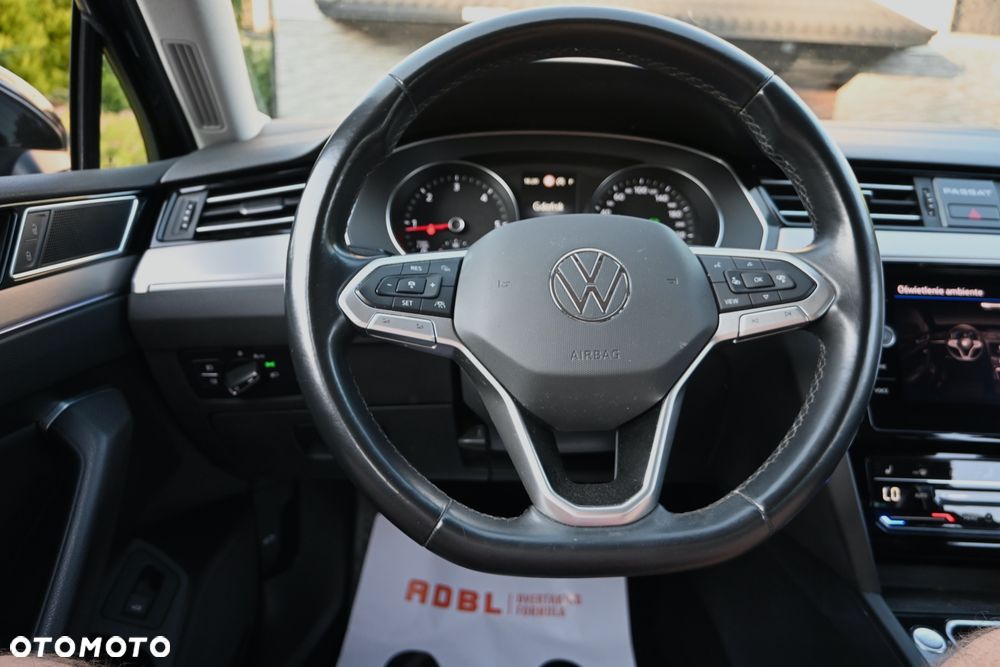 Volkswagen Passat 2.0 TDI SCR DSG Business - 30
