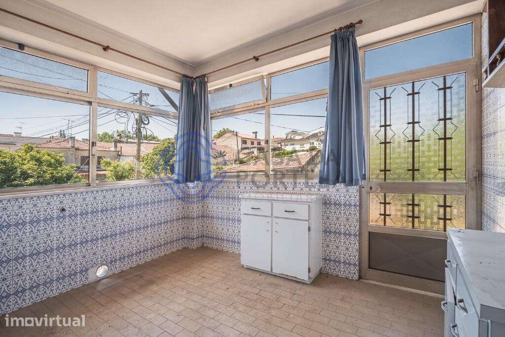 Moradia T3 + Anexo — Centro de Santo Tirso | Lote 550 m2, Garagem 7 Vi - Grande imagem: 5/41
