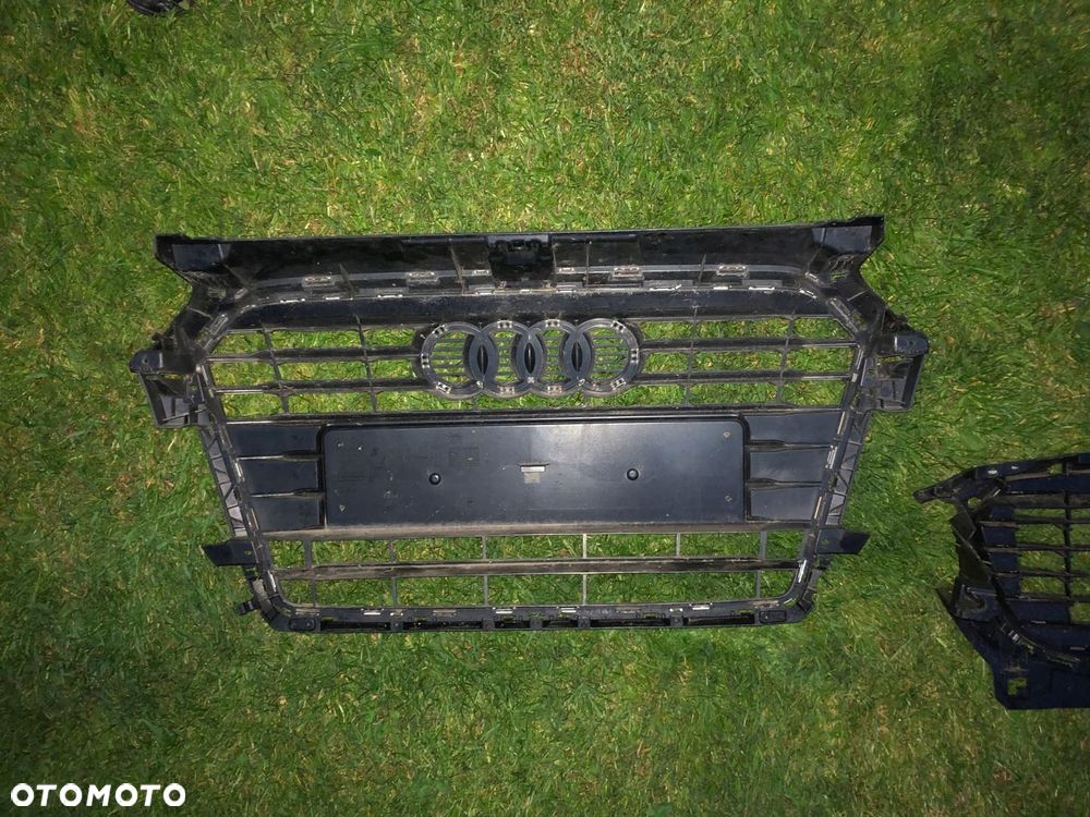 ATRAPA GRILL AUDI A1 LIFT 14-18r 8XA853651B - 2