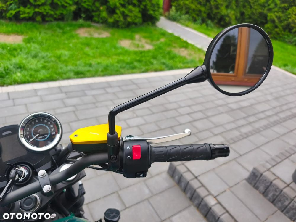 Kawasaki Z 650 RS - 16