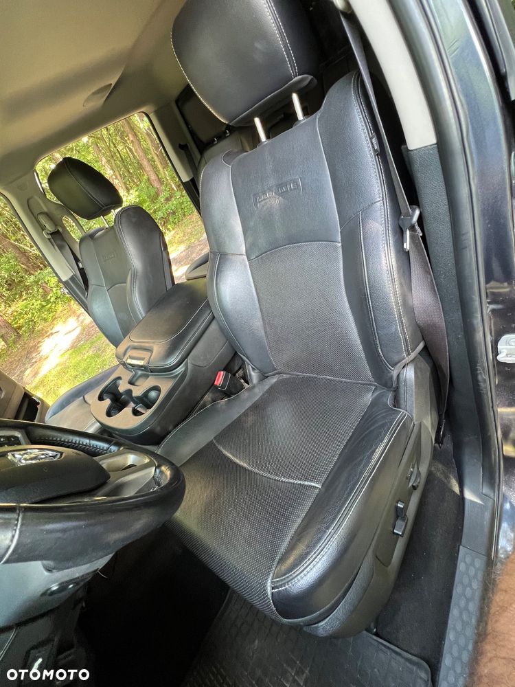 RAM 1500 5.7 Crew Cab Laramie - 12