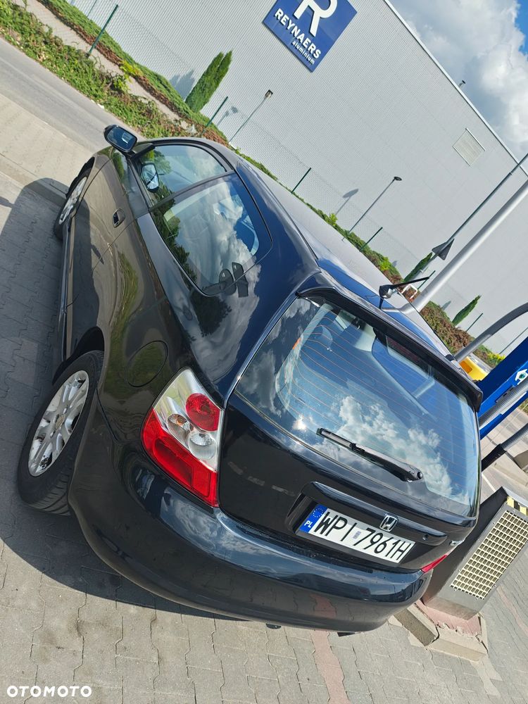 Honda Civic 1.6i ES - 3