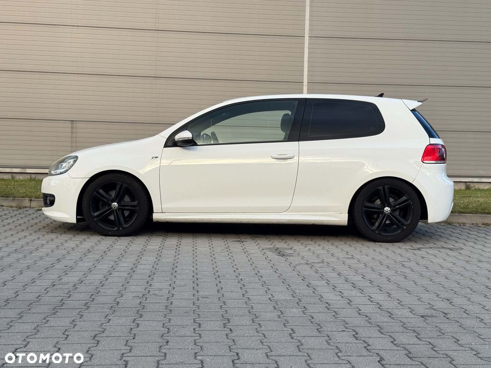 Volkswagen Golf - 2