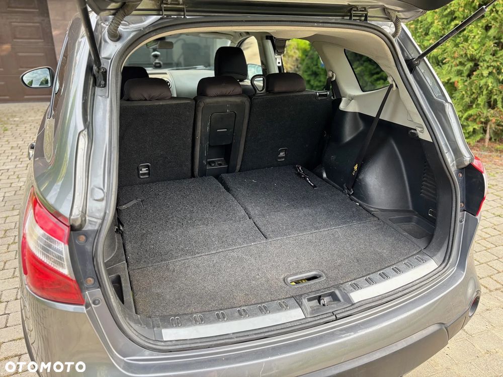 Nissan Qashqai+2 - 15