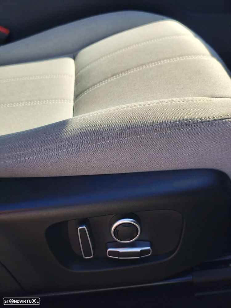 Land Rover Range Rover Evoque 1.5 P300e AWD R-Dynamic S Auto - 18