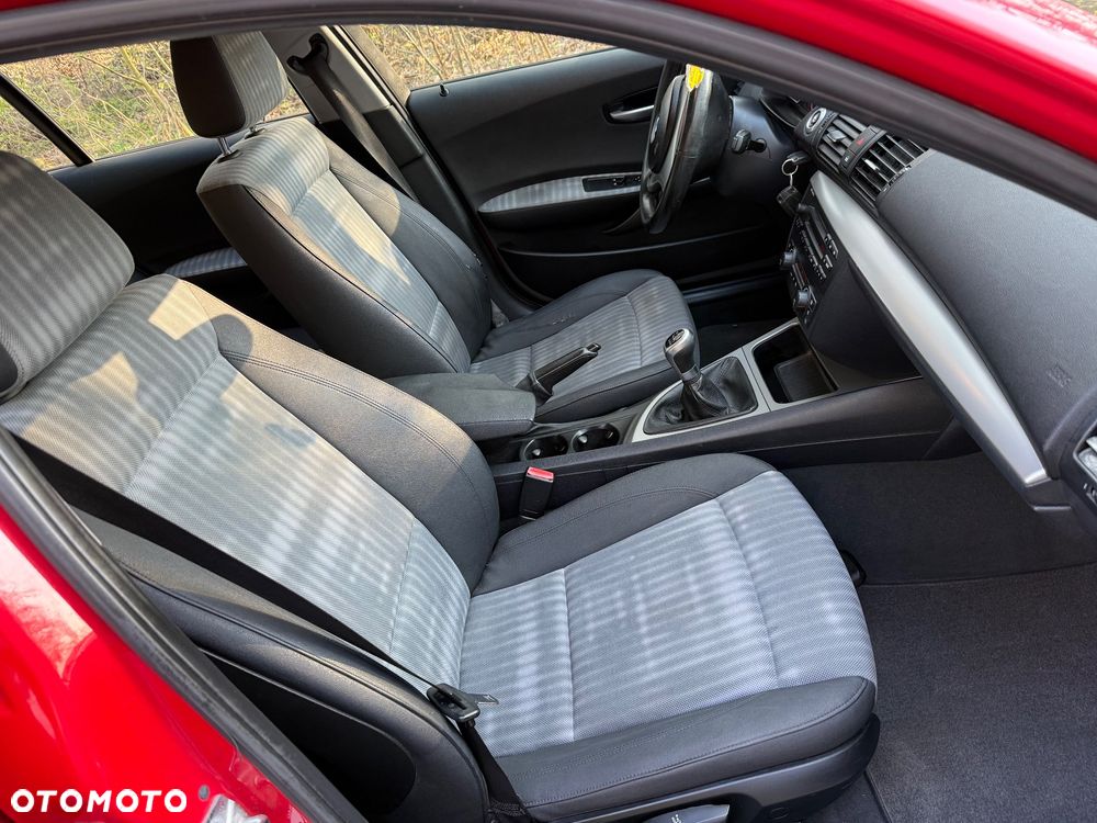 BMW Seria 1 - 15