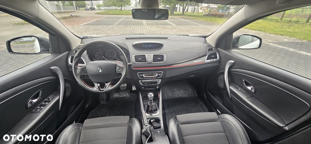 Renault Megane TCe 220 Start & Stop GTline 220 - 19