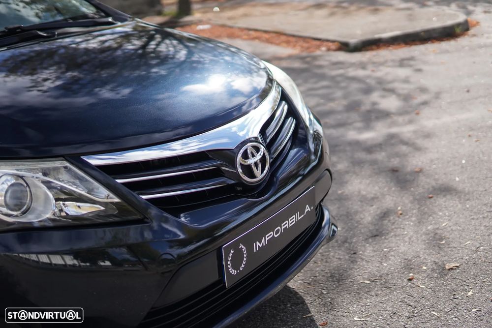 Toyota Avensis SW - 21