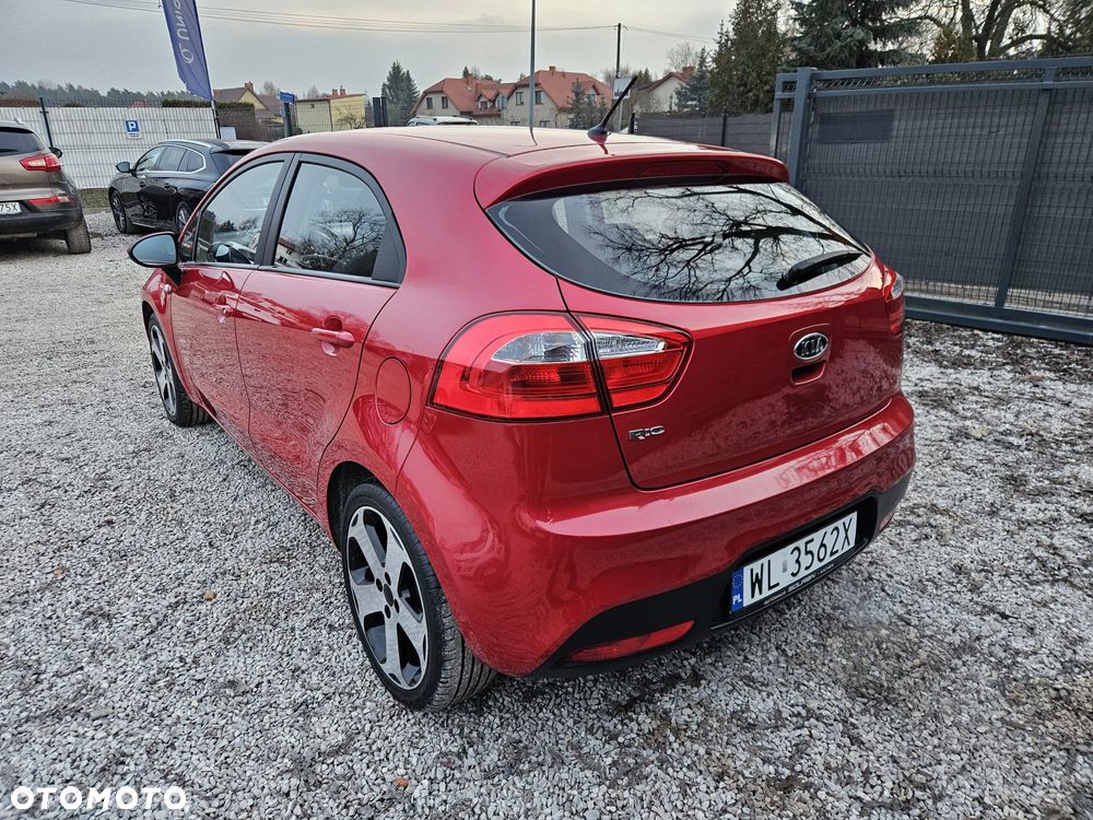 Kia Rio 1.2 Edition 7 - 9