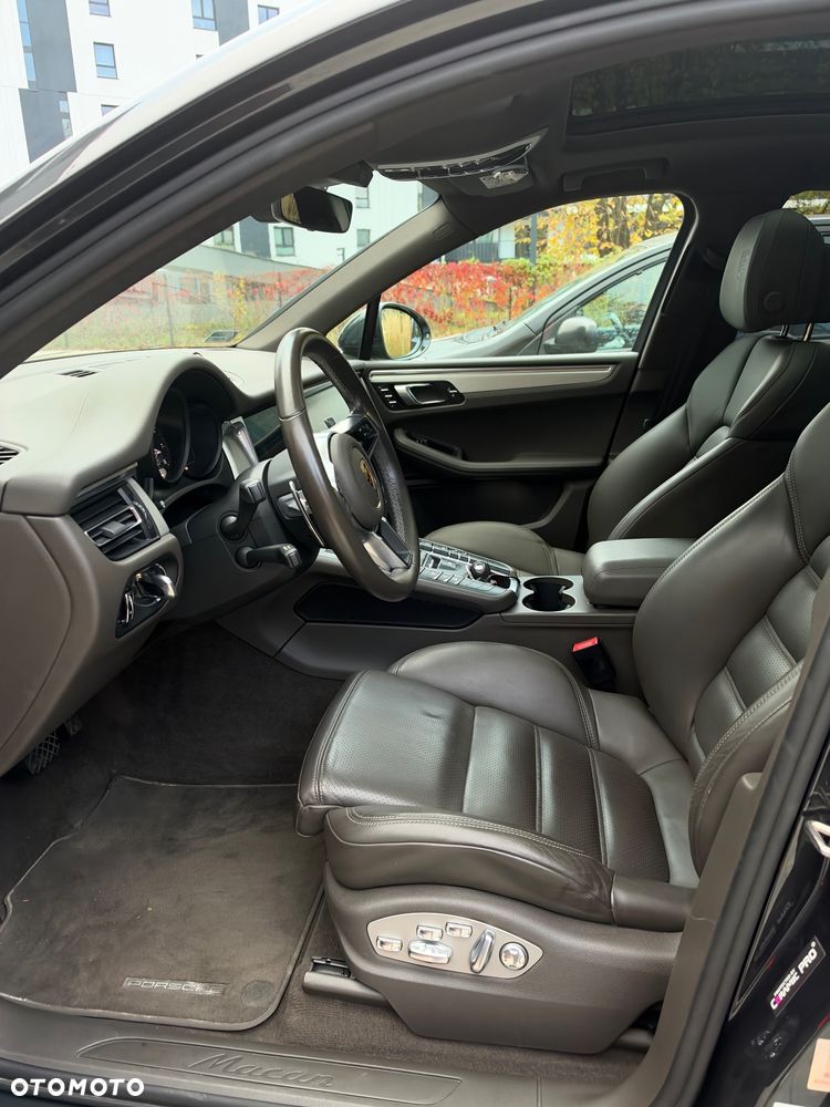 Porsche Macan Standard - 9