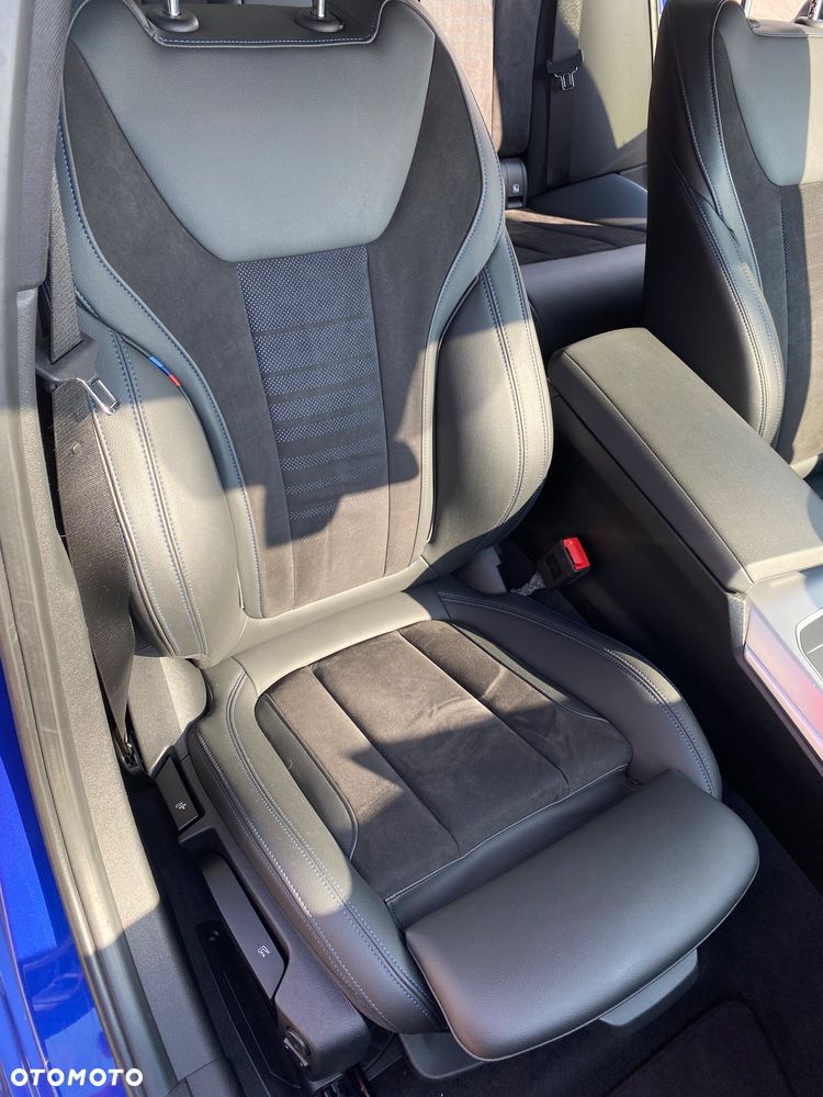 BMW Seria 3 320i M Sport - 23