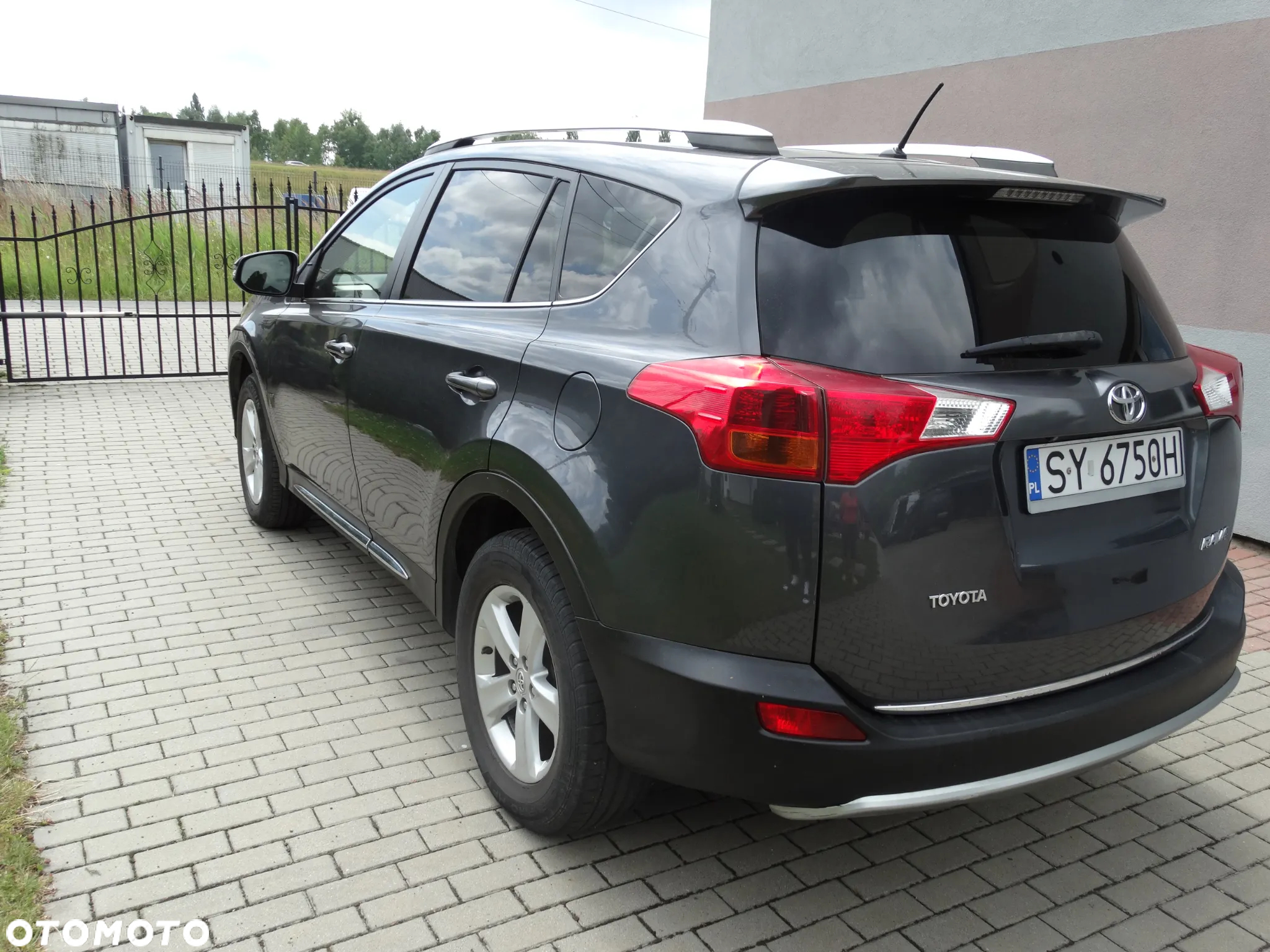 Toyota RAV4 2.0 D-4D Prestige - 4