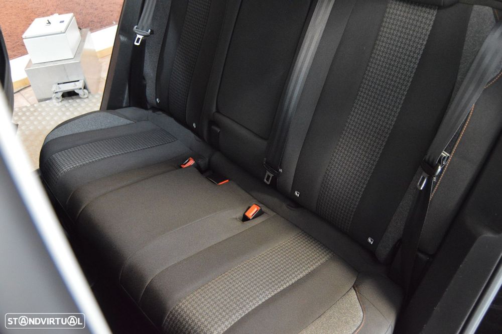 Peugeot 3008 BlueHDi 130 Stop & Start Active - 30