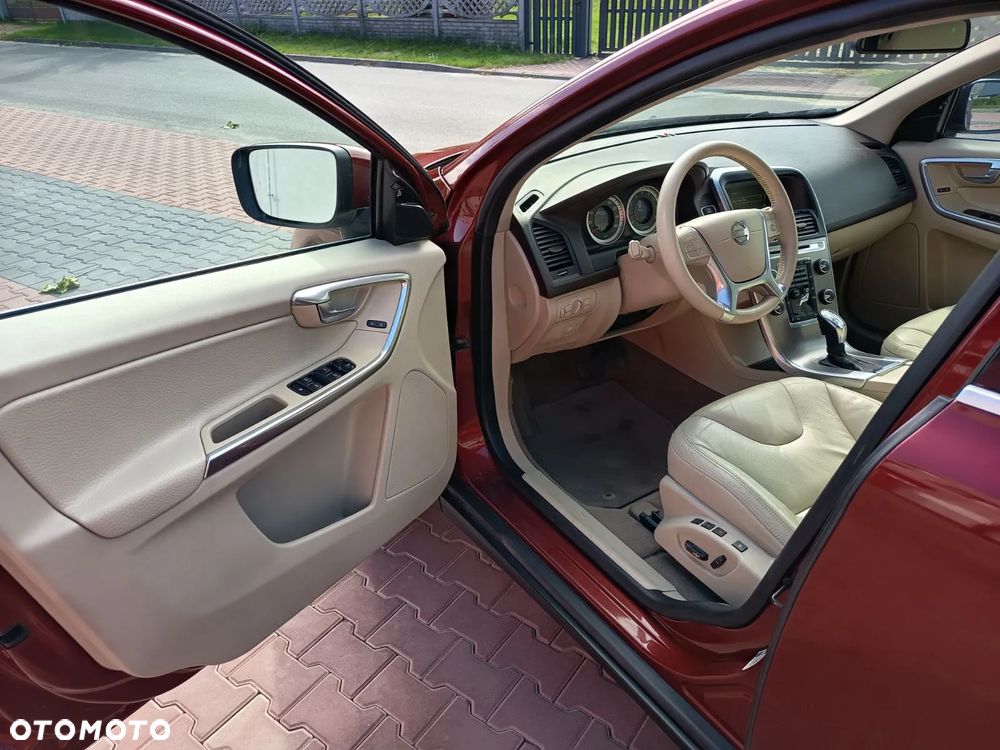 Volvo XC 60 3.2 AWD Summum - 11