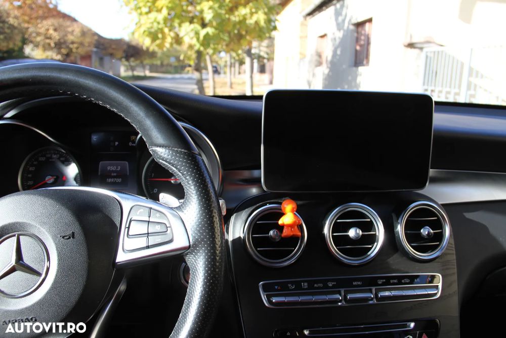 Mercedes-Benz GLC 250 d 4Matic 9G-TRONIC AMG Line - 9