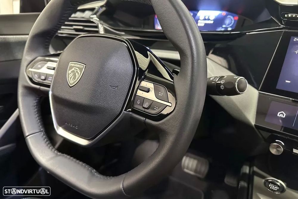 Peugeot 308 1.2 PureTech Allure EAT8 - 36