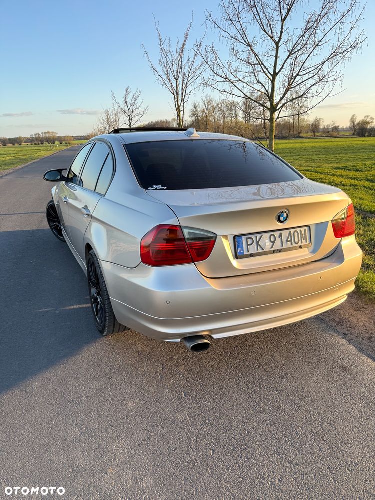 BMW Seria 3 320d - 4