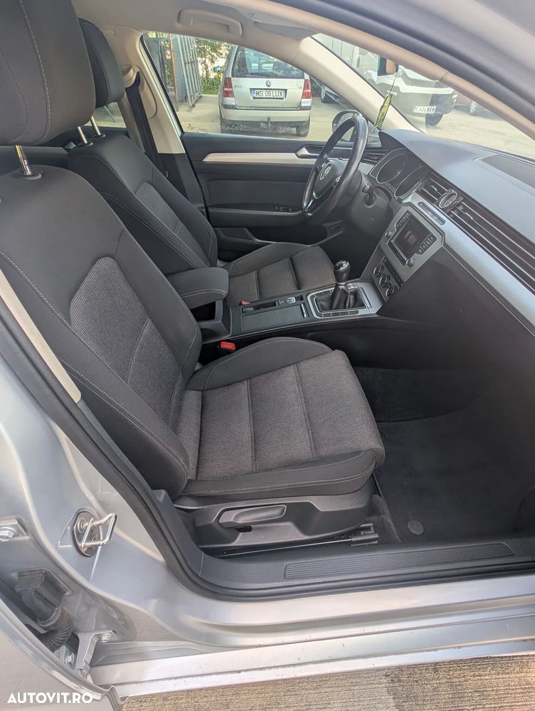 Volkswagen Passat 2.0 TDI 4Motion Comfortline - 7
