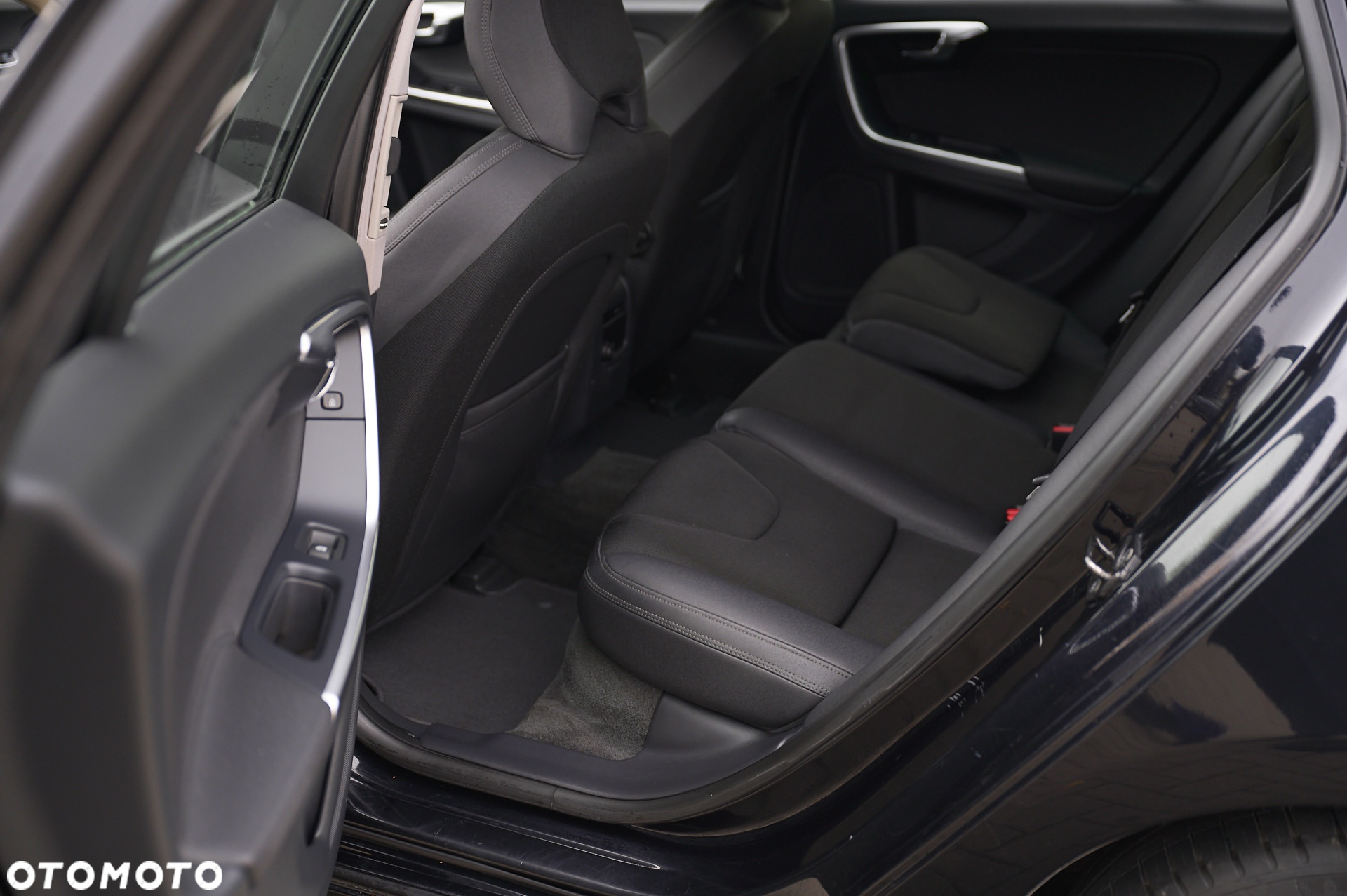 Volvo V60 D3 - 24