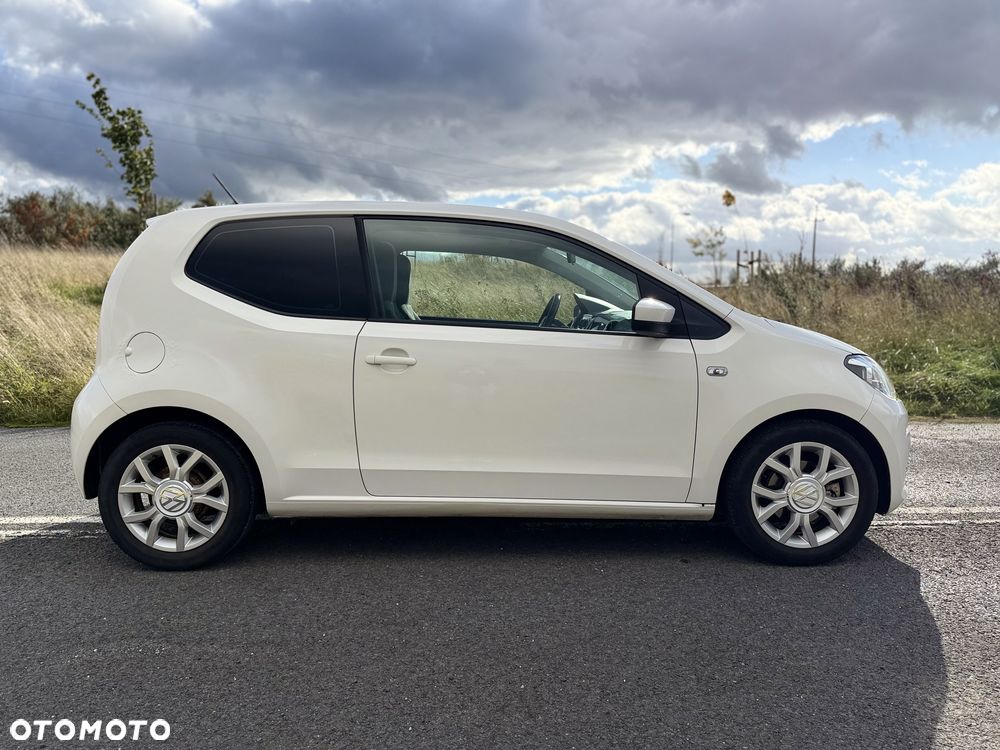 Volkswagen up! - 8