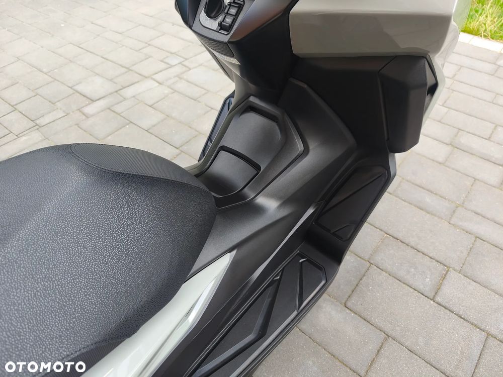 Honda NSS - 14