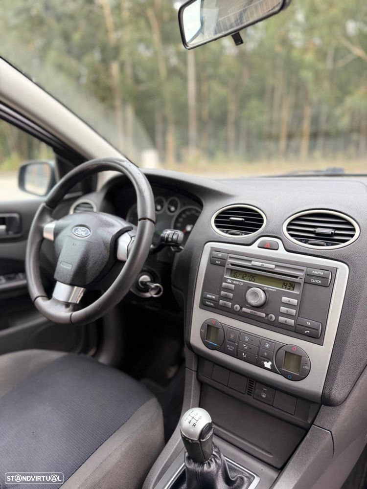 Ford Focus SW 1.6 TDCi Connec. - 8