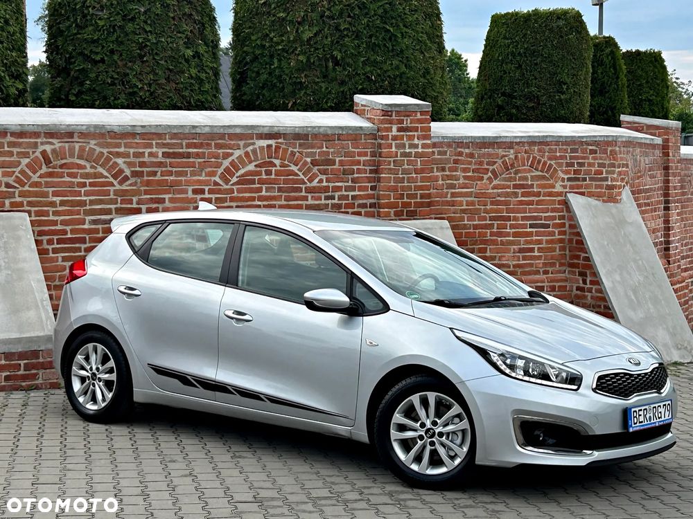 Kia Ceed 1.4 S - 10