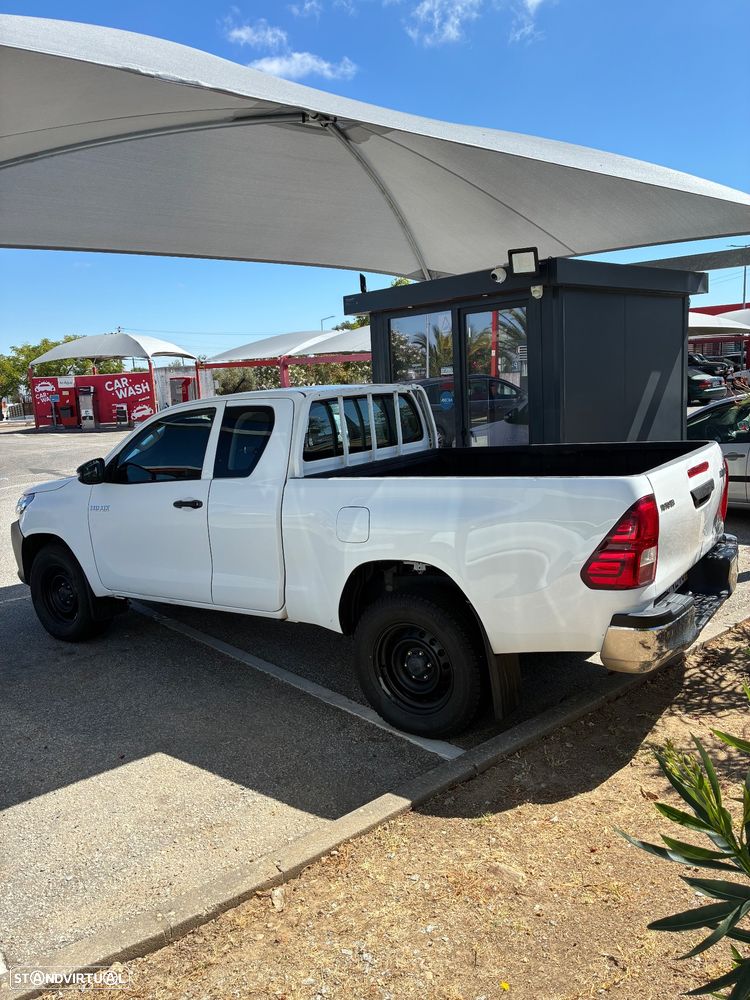Toyota Hilux 2.4 D4d 4wd - 3
