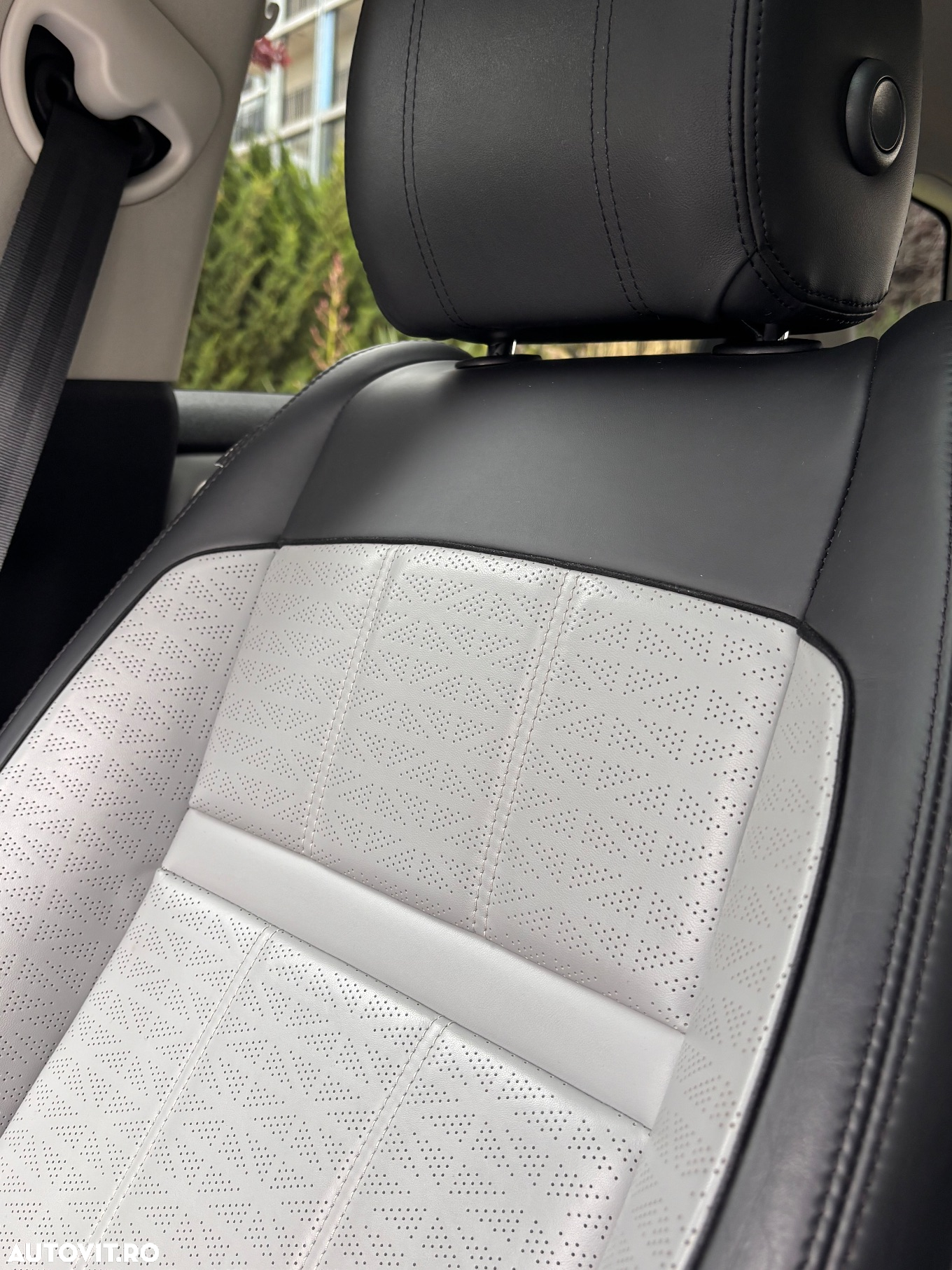 Land Rover Range Rover Evoque 2.0 P250 R-Dynamic HSE - 10