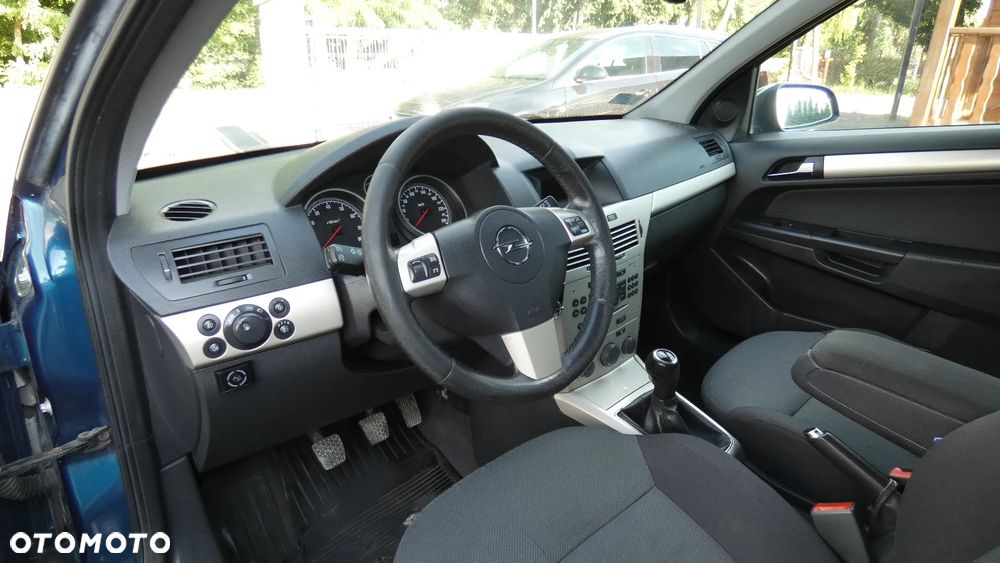 Opel Astra 1.6 Enjoy - 16