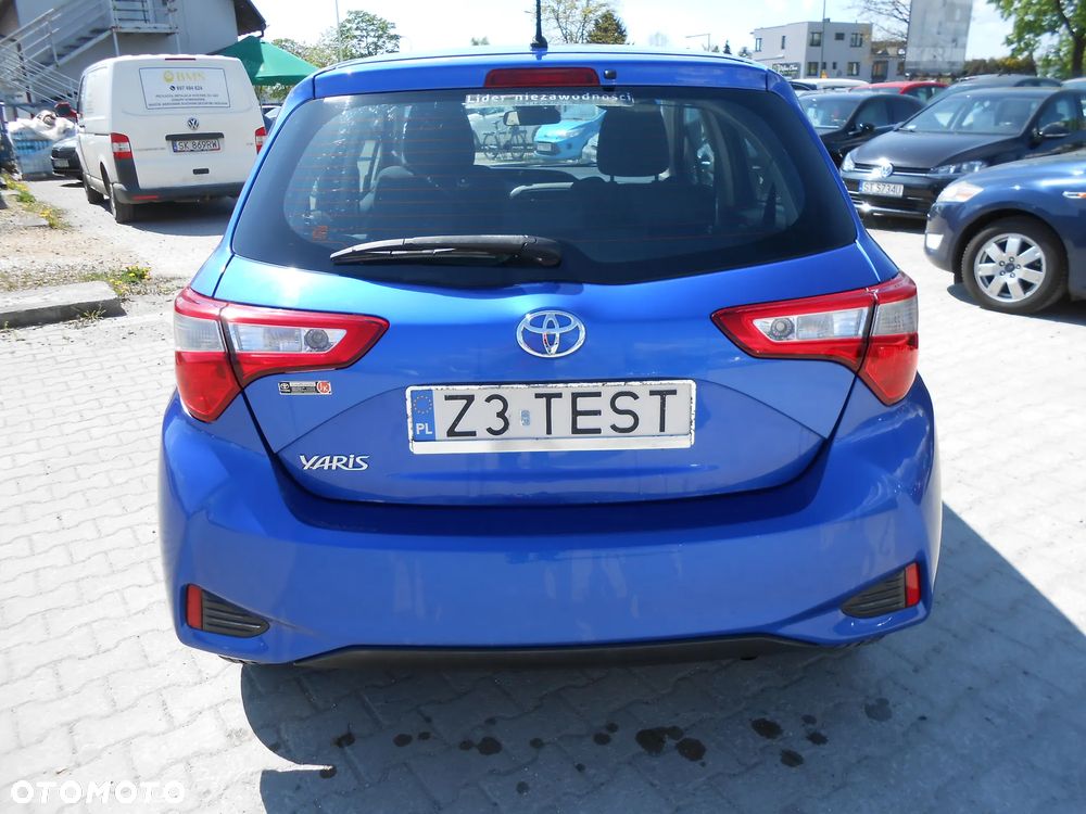Toyota Yaris 1.0 Life EU6 - 6
