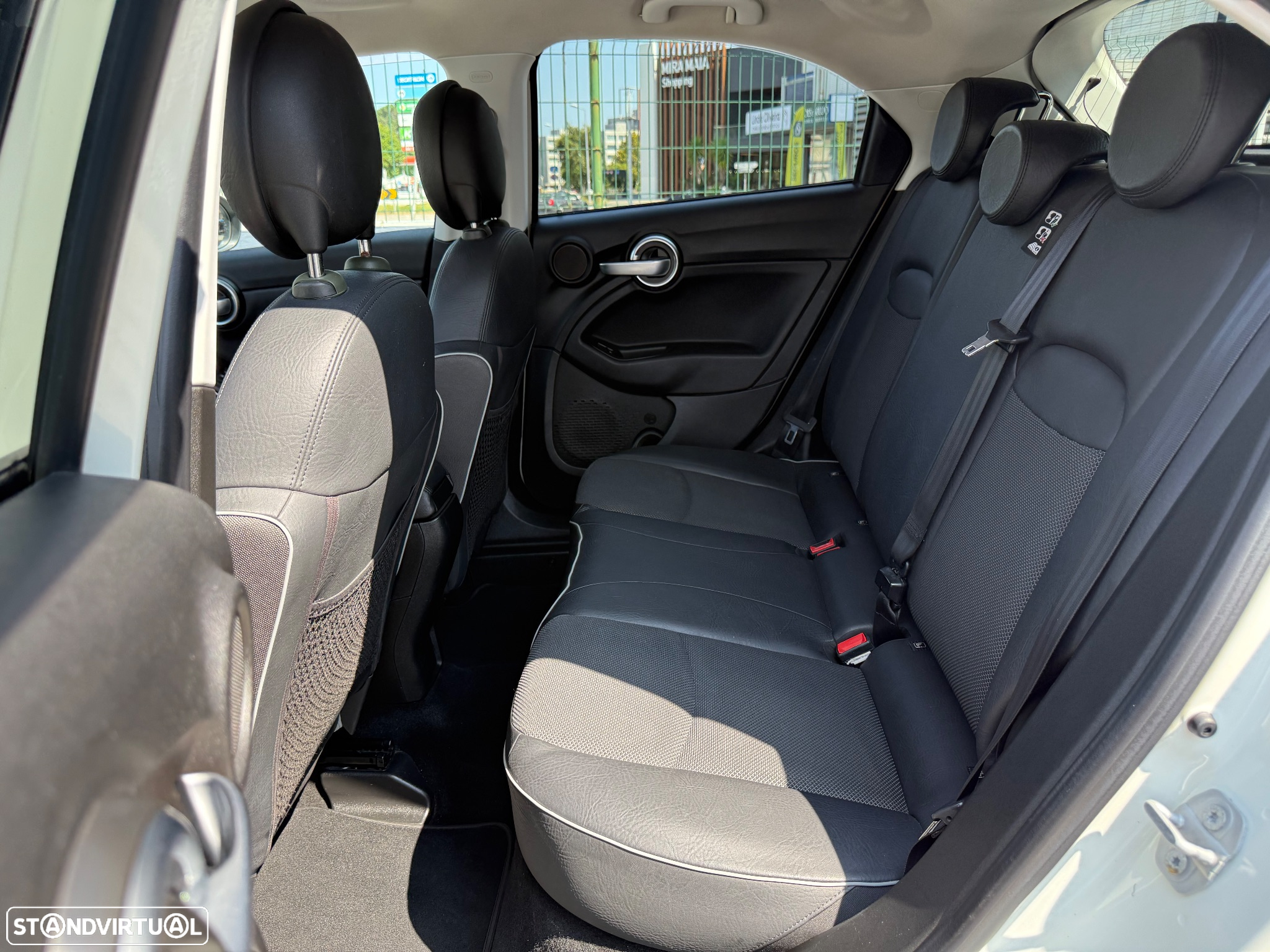 Fiat 500X 1.6 MJ City Cross S&S - 37