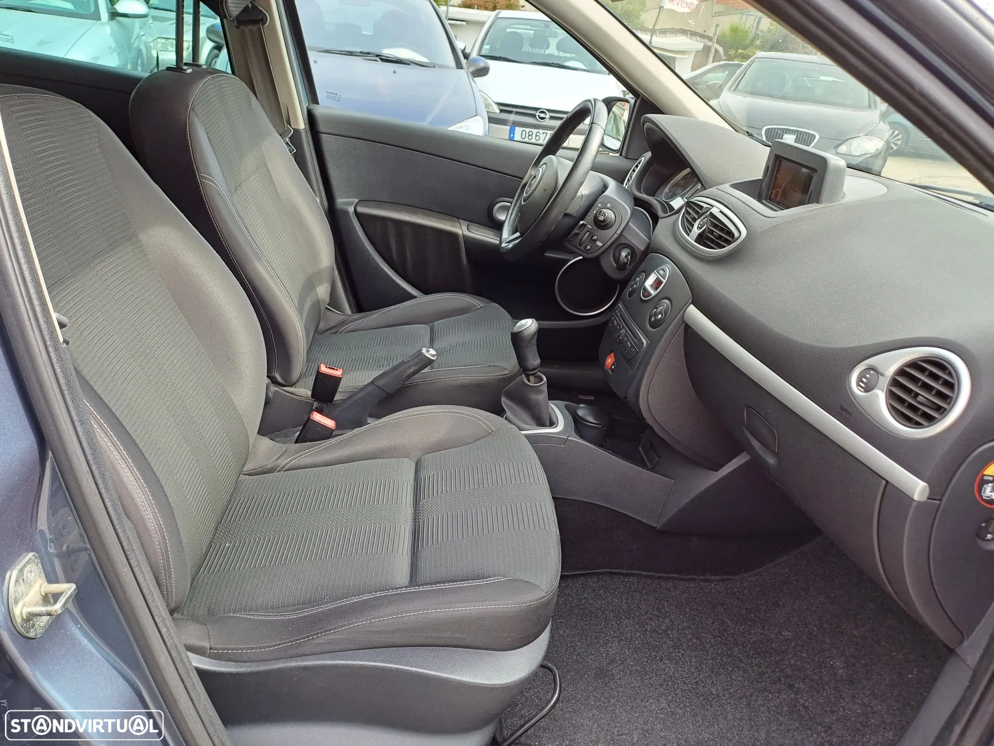Renault Clio 1.5 dCi Dynamique S - 6