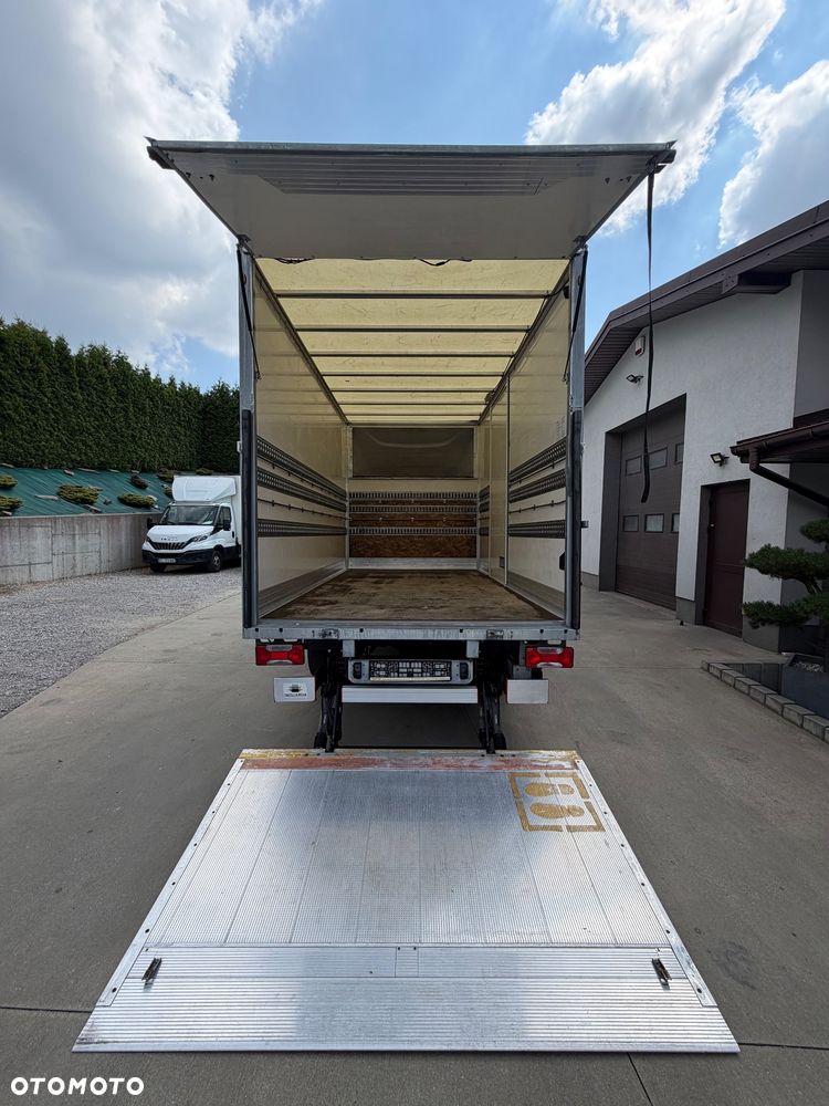 Iveco Daily 35C15 3.0 Kontener 8 Palet z windą - 8