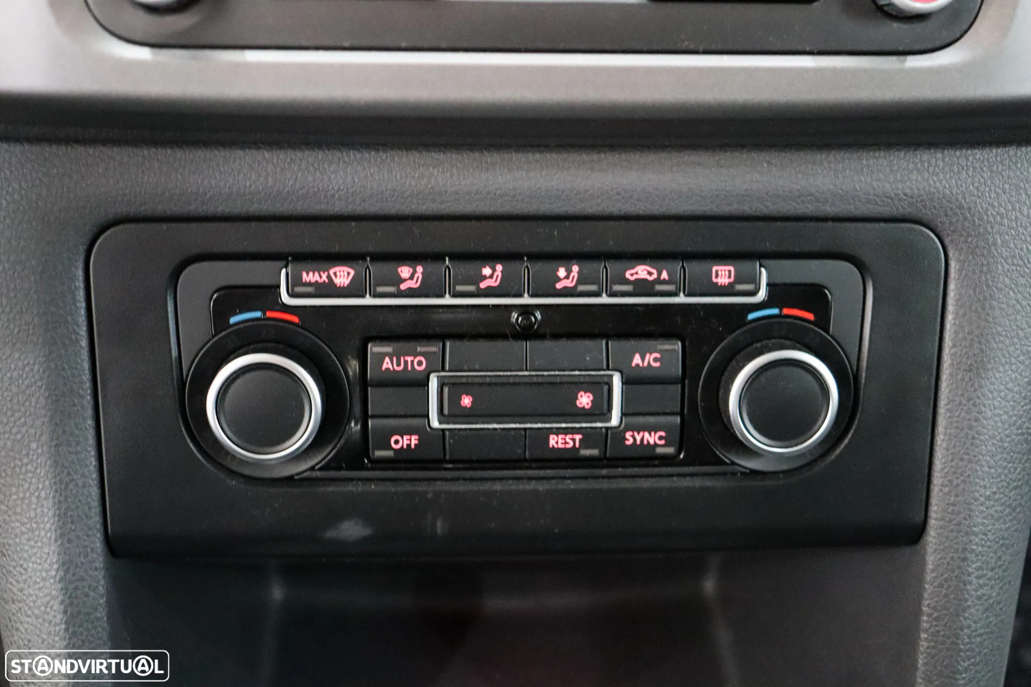 VW Amarok 2.0 TDi CD Extra AC CM IP 4Motion - 27