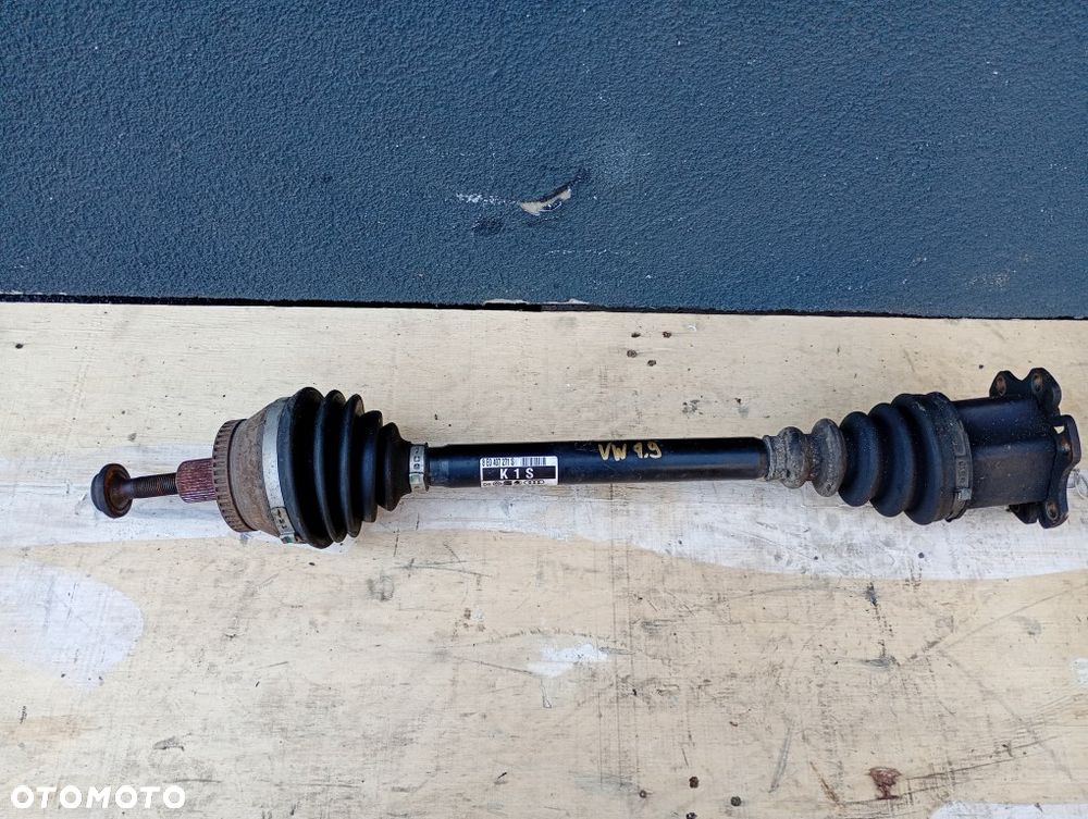 Półoś lewa audi a4 b6 1.9 tdi 8E0407271S