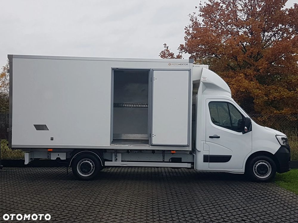 Renault MASTER 8EP CHŁODNIA MROŹNIA 4,22x2,11x2,02 IZOTERMA AGREGAT THERMO KING V-500 MAX GRZANIE KLIMA KRAJOWY - 27