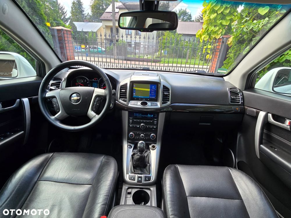 Chevrolet Captiva 2.2 4WD LTZ - 7