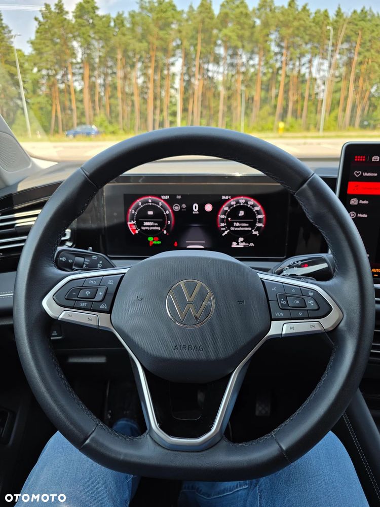 Volkswagen Tiguan - 9