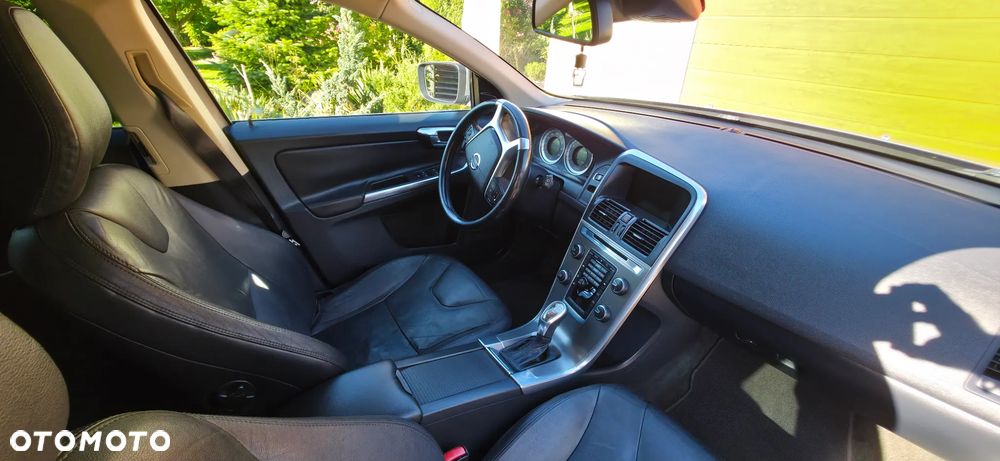 Volvo XC 60 - 13