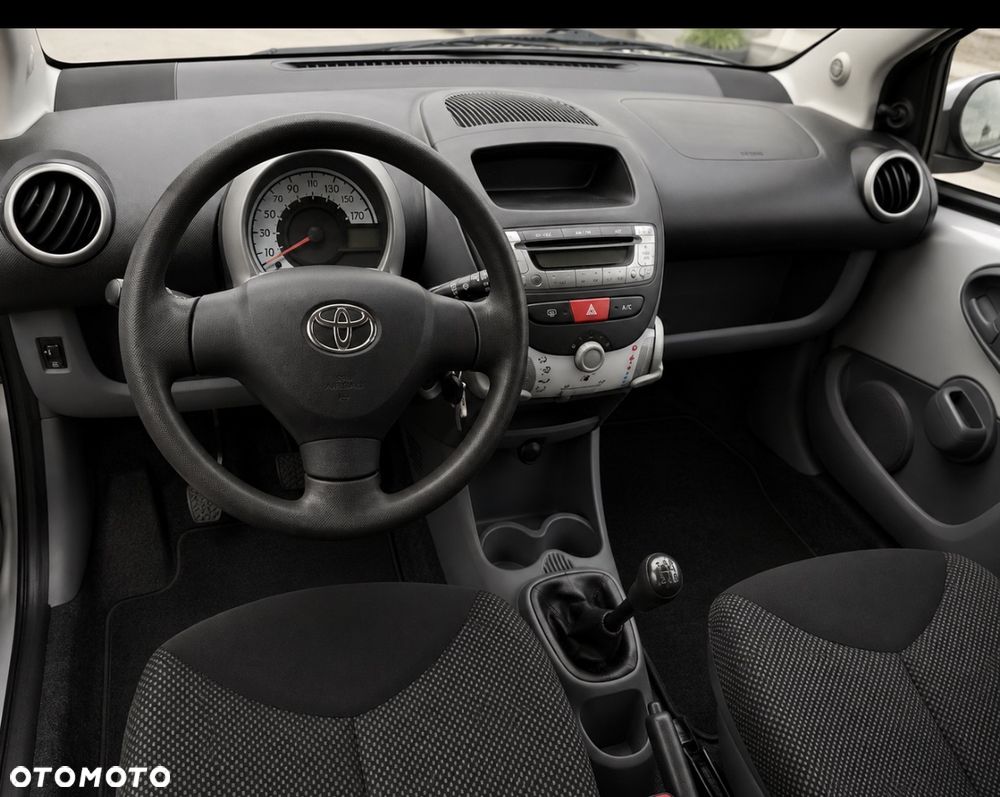 Toyota Aygo 1.0 VVT-i Sprint EU6 - 11