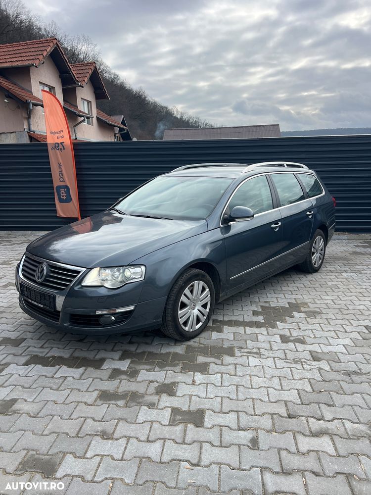 Volkswagen Passat - 1