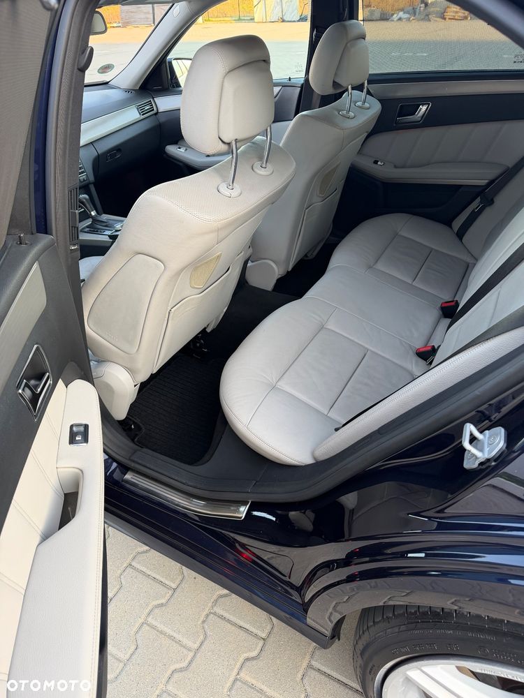 Mercedes-Benz Klasa E 250 CDI 4-Matic BlueEff Avantgarde - 8