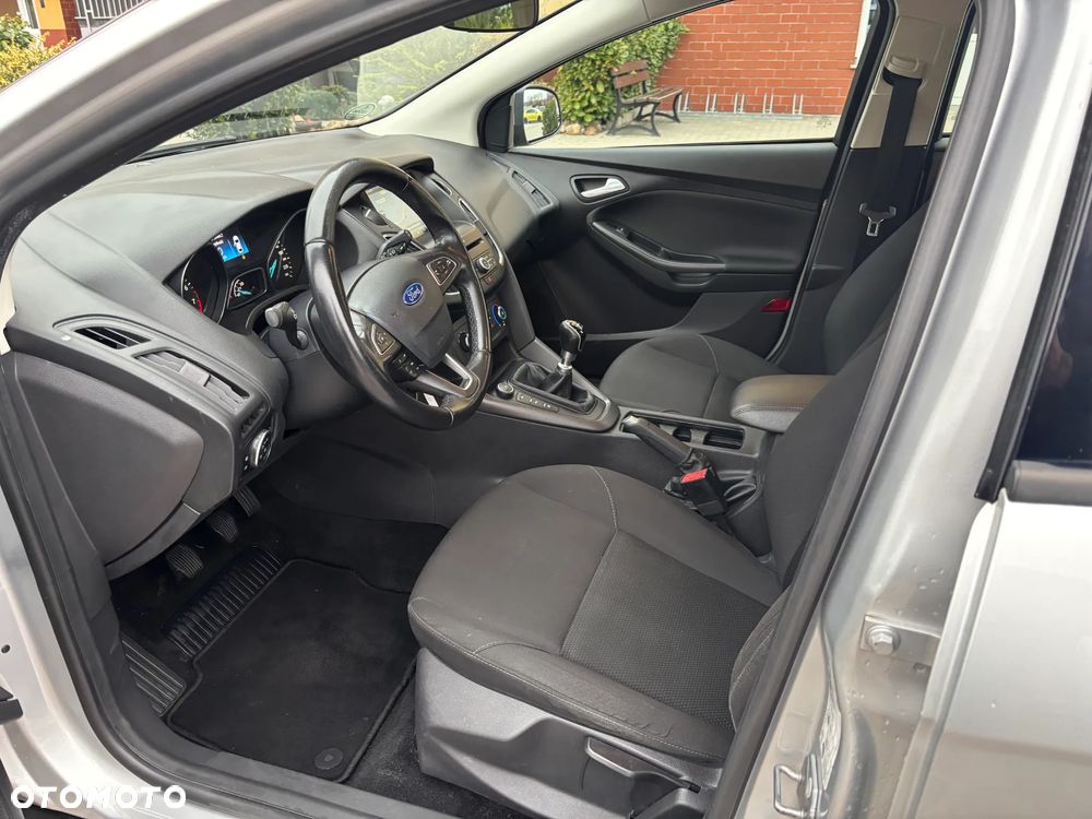 Ford Focus 1.5 EcoBoost Start-Stopp-System Business Edition - 17