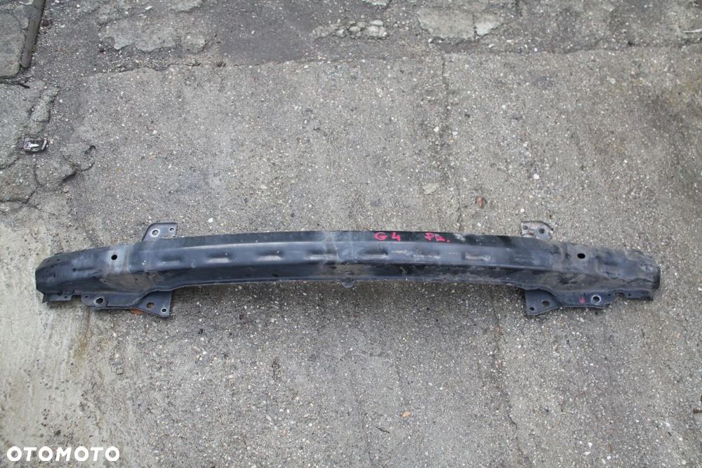 Volkswagen Golf IV belka wzmocnienie zderzaka przedniego