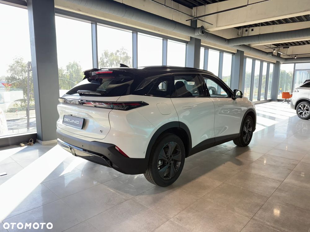 BAIC 5 1.5T Comfort DCT - 12