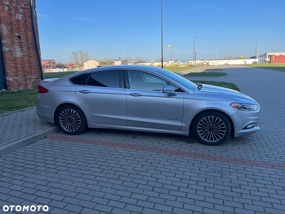 Ford Fusion - 6