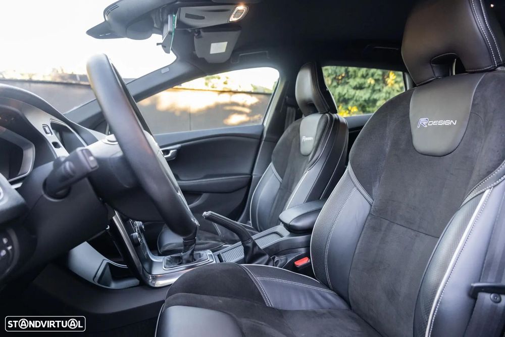 Volvo V40 1.6 D2 R-Design - 38